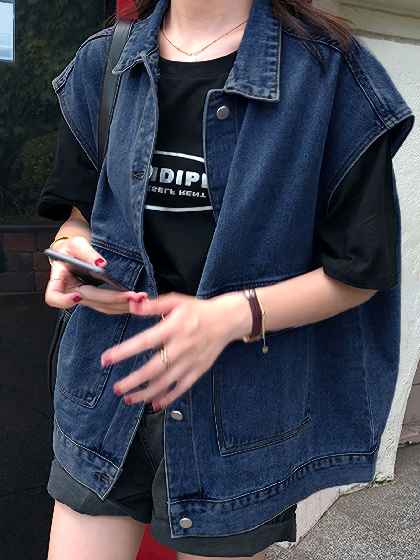 dead0c38-2897-400f-8e61-661b520c2e26-1 Women's Sleeveless Denim Jacket, Solid Color Turn-Down Collar, Loose Fit, Single-Breasted Casual Versatile Street Style Jean Outerwear for Spring/Summer